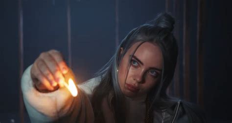 billie eilish confrota   mesma  videoclipe dewatch