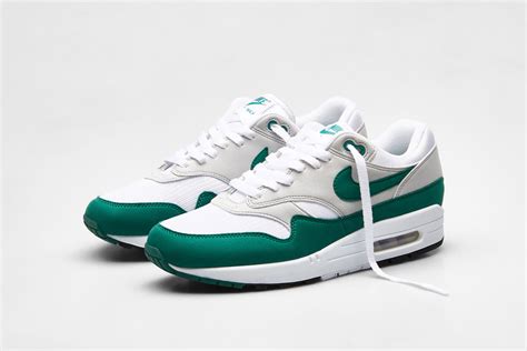 features nike air max  register    launches