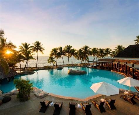doubletree resort  hilton hotel fiji sonaisali island  fiji