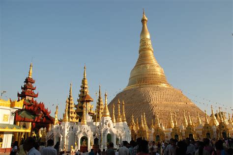 fileshwedagon pagoda yangon jpg wikimedia commons