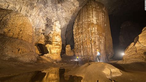 Inside Hang Son Doong The World S Largest Cave