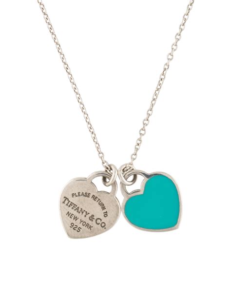 tiffany  return  tiffany mini double heart tag pendant necklace sterling silver pendant