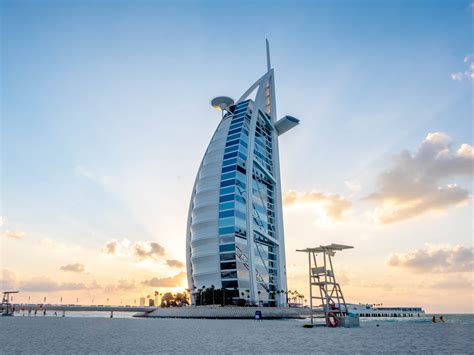 burj al arab vs jumeirah beach hotel which is better business insider