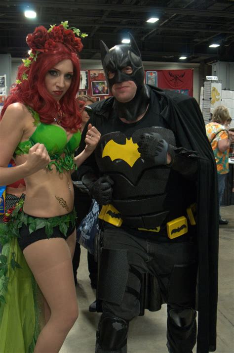 Awesome Con 2015 Cosplay Saturday Poison Ivy And Batman