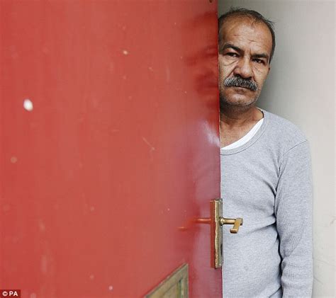 asylum seekers forced to live in houses with red doors in middlesbrough daily mail online