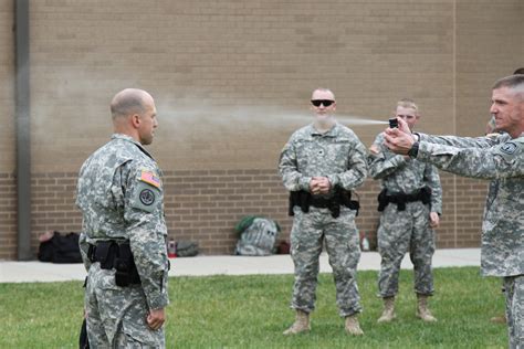 fort campbell mp augmentees   eyeful  police training article  united states army