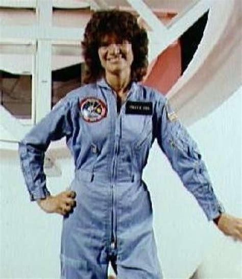 Theft Suspect S Wife Led Officials To Astronaut S Flight Suit