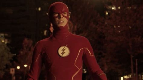 The Flash Gets A Valentine S Day Episode With Love Is A