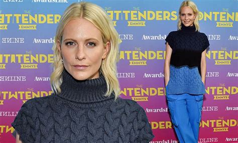Poppy Delevingne Turns Heads In Bold Colour Block Jumper