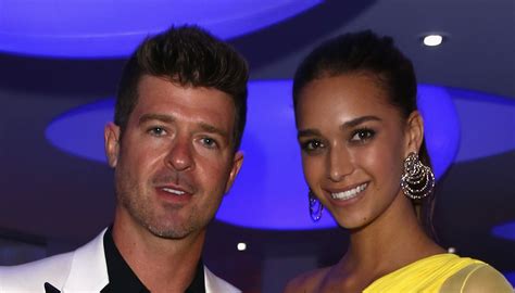 robin thicke and april love geary reveal the sex of their