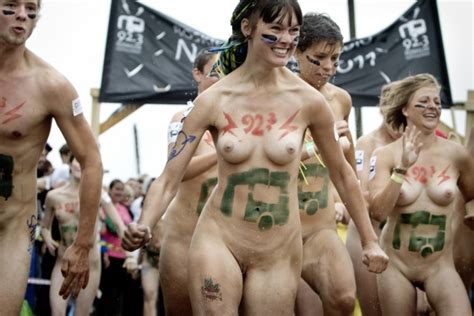norwegian roskilde naked run festival 2011 motherless