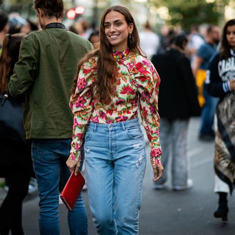 spring tops  wear  jeans glamour