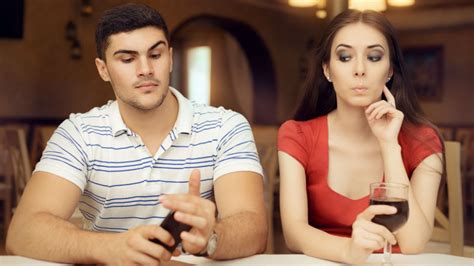 8 clever ways that tech can reveal a cheating spouse