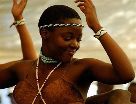 نتيجة بحث الصور عن ‪nubian warrior women of kau‬‏ cultural dance
