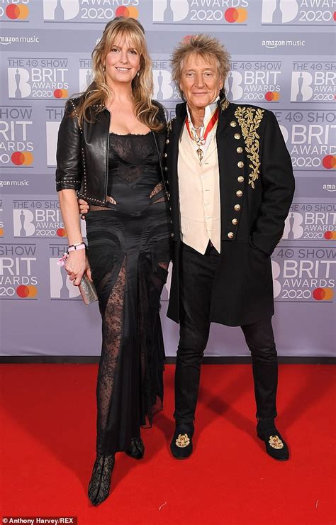 Rod Stewart Reveals His Wife Penny Lancaster Threw A Pair Of Men S