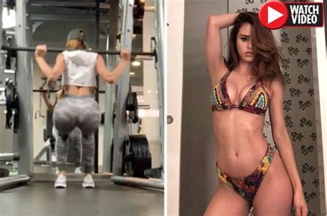 yanet garcia instagram weather girl s bum workout splits viewers
