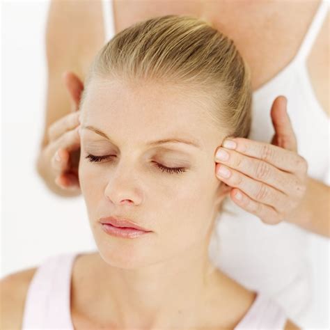 The Full Guide To Indian Head Massage And Why Everyone Needs It