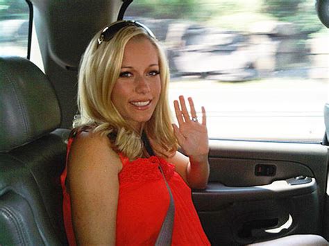 Kendra Wilkinson Sex Tape Scandal Photo 9 Pictures Cbs News