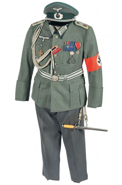 world war ii german army uniform   oberleutnant infantry administrator