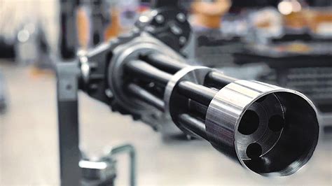 makers   famous minigun give        magnum gatling gun