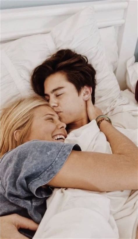 50 Cute And Sweet Teenager Couple Goal Pictures You Would Love To Have
