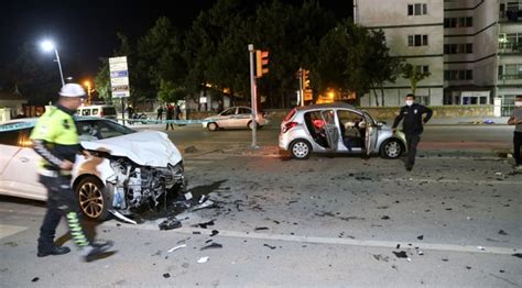 sivas ta trafik kazası 1 ölü 6 yaralı son dakika haberleri