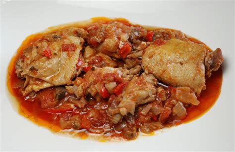 cote  ivoire kedjenou chicken stew international cuisine