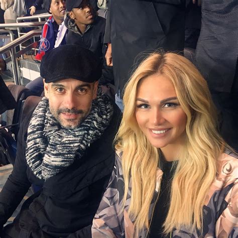 Russian Beauty Victoria Lopyreva Is Ensuring Man Utd Fans Visiting