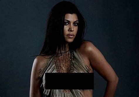 Pregnant Kourtney Kardashian Poses Nude Lifestyle News India Tv