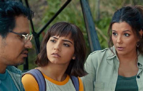 Dora The Explorer Watch The First Trailer From Live