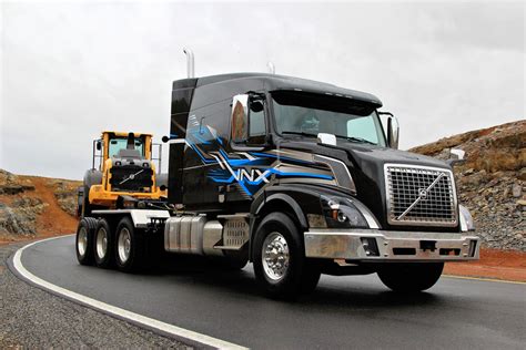 volvo trucks vnx tridem handles     lb rear axle load  volvo trucks north