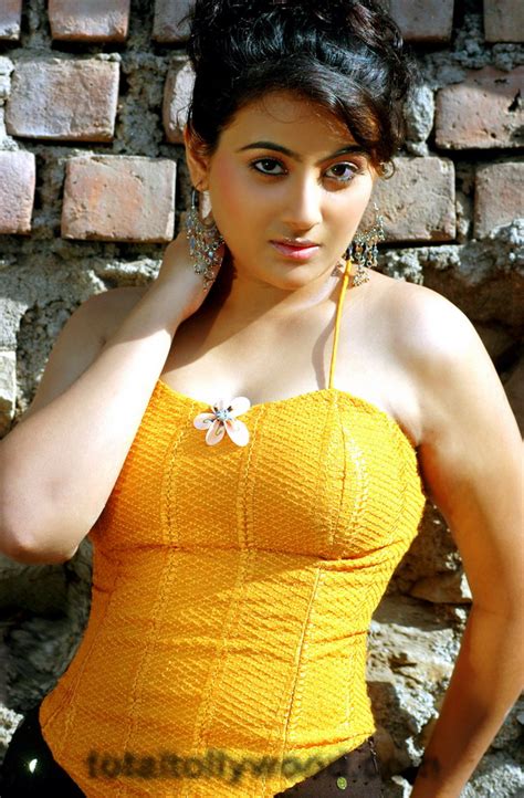 Hot Tamil Telugu Malayalam Hindi Actress Cinema Actress