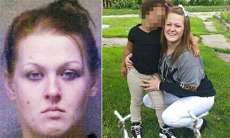 Four Year Old Girl Attacks Cop To Stop Them Arresting Mom Amanda Lynn