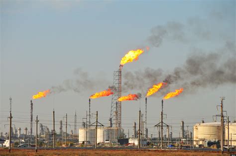 albertas oil sands raise flaring emissions  rules lag