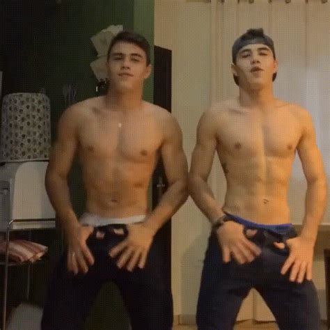 these twin vine stars will grind their way deep into your