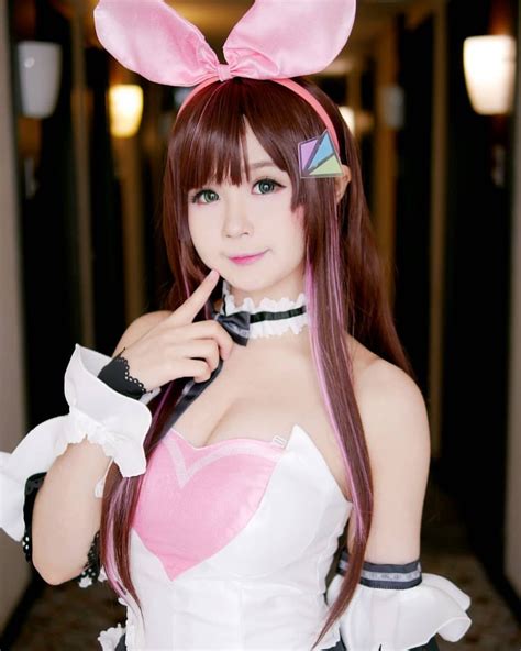 The Best Kizuna Ai Cosplay Collection