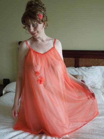 vintage short double layer nylon nightgown nightie by vanity fair sz small ebay
