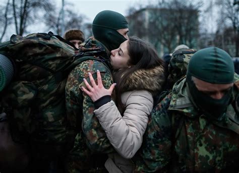 Ukraine Fresh Fighting Raises Fears Of All Out War Time