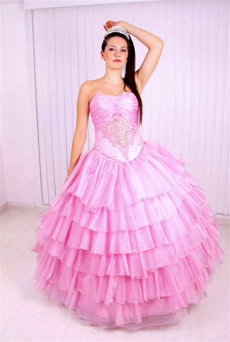 40 Vestidos De 15 Años Largos Y Cortos En Color Rosa