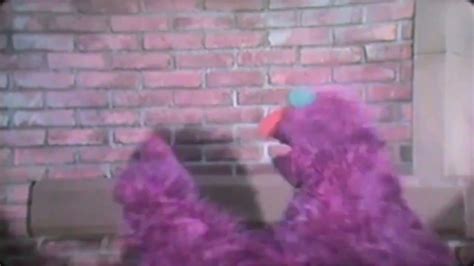 sesame street telly  baby bear chasing cousin bear   minutes faster  faster fps