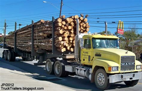 truck trailer transport express freight logistic diesel mack peterbilt kenworth volvo