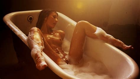 saju aleksandra yun nude bath time erotic photography art desktop wallpaper 1600x900 nude models
