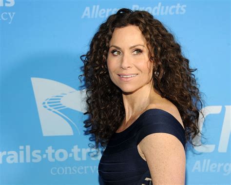 Minnie Driver Lets Her Naturally Curly Hair Texture Out At The Red