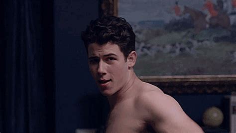 5 Gayest Nick Jonas Moments From 2015