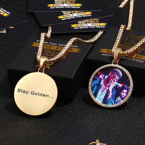 gold plated personalized photo medallions necklace  men