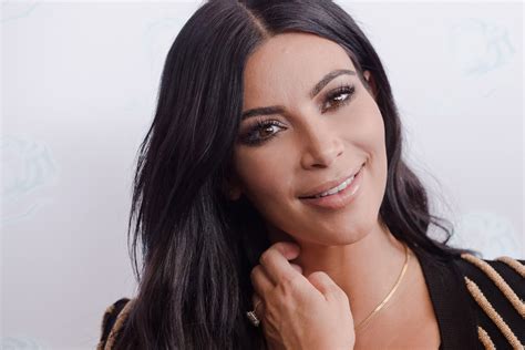 kim kardashian slammed over video of daughter north wearing make up