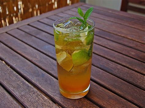alkoholfreier cocktail mit kraeuterlimonade von rahmspinat chefkoch