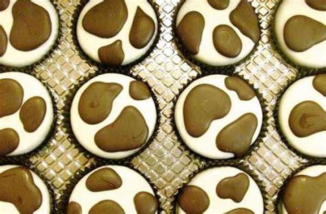 scrumptious cowhide sweets cow print chocolate covered oreos