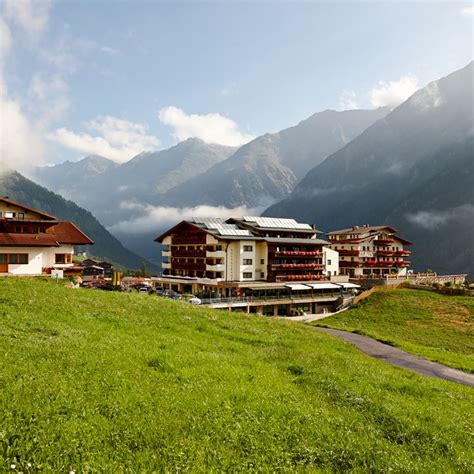der alpengasthof gruener ihr  sterne hotel  soelden