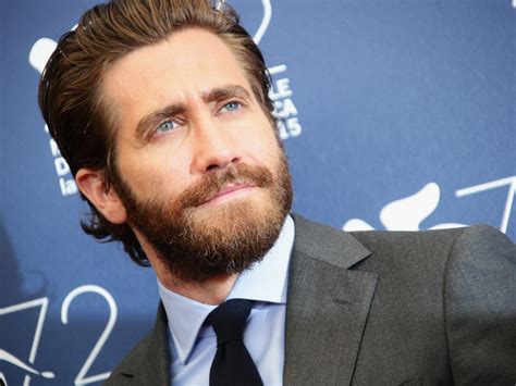 jake gyllenhaal starring in video game adaptation the division despite prince of persia news